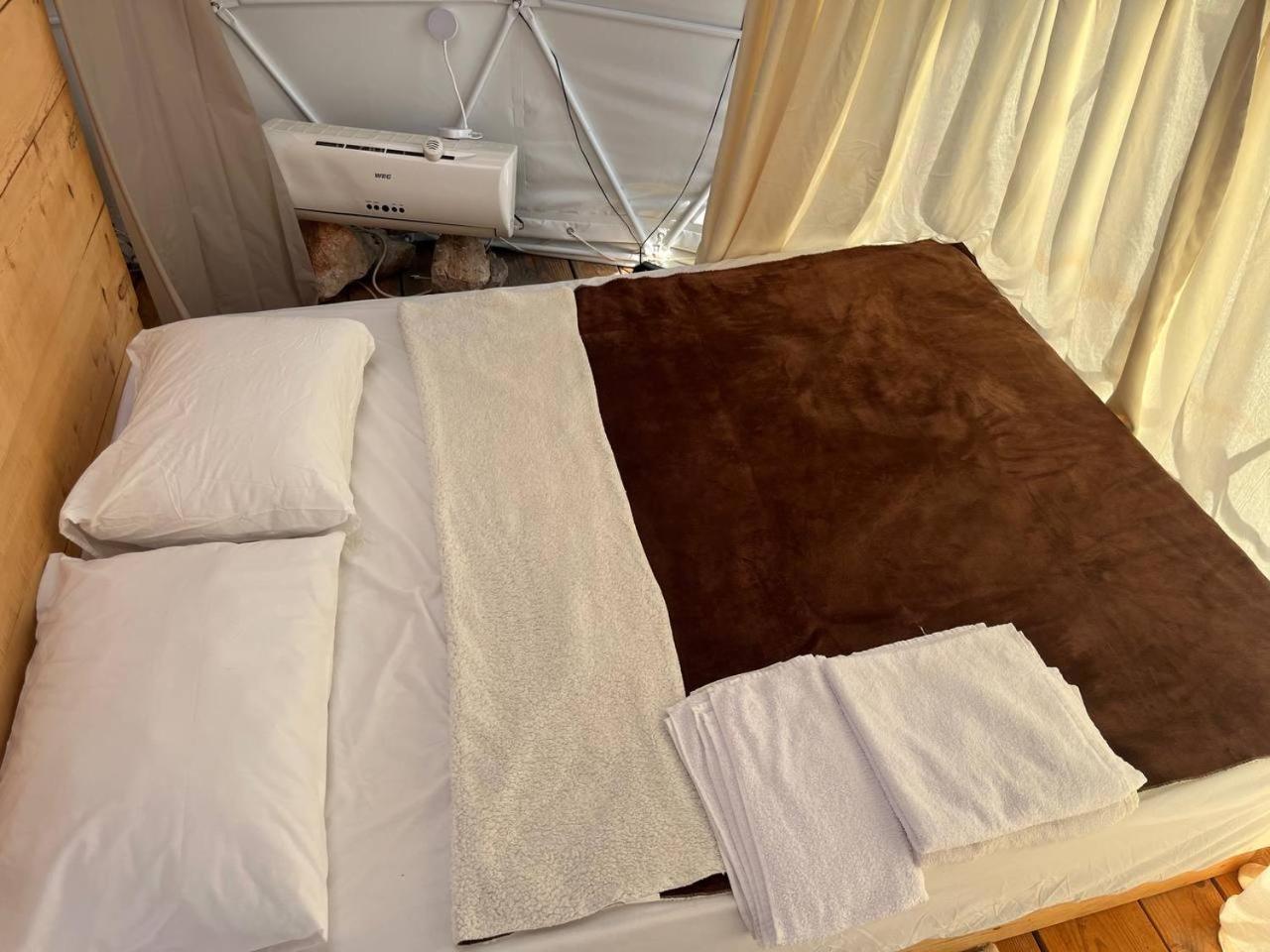 Glamping Rose Hotel Radovici Ngoại thất bức ảnh