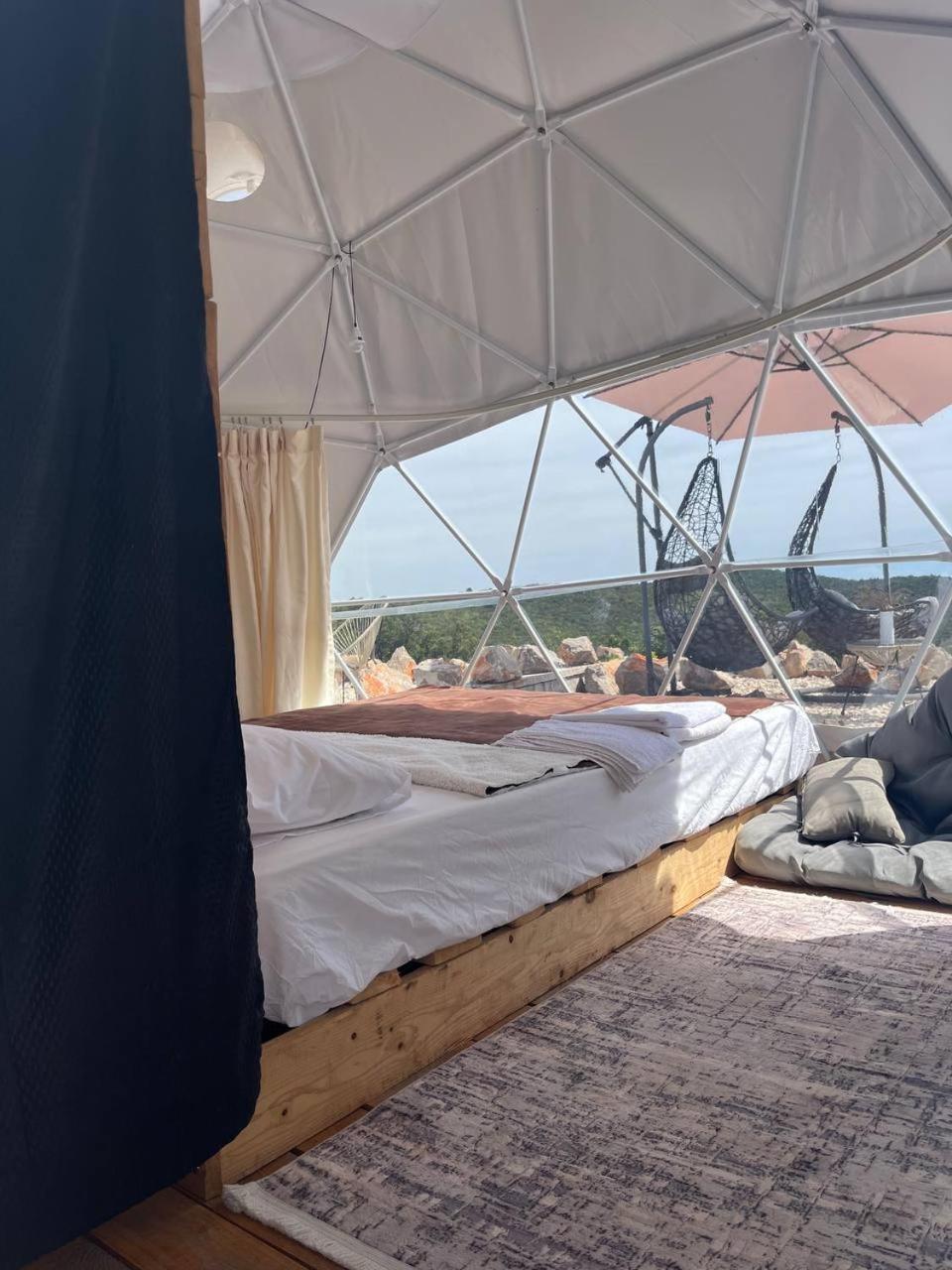 Glamping Rose Hotel Radovici Ngoại thất bức ảnh