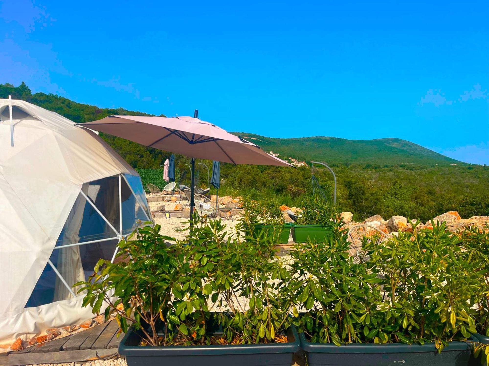 Glamping Rose Hotel Radovici Ngoại thất bức ảnh